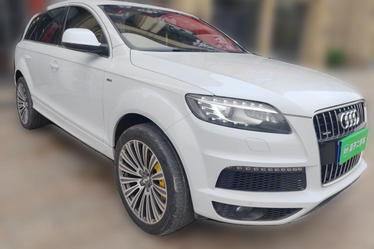 Used Audi Q7 2014 35 TFSI Sport Edition Front Right 45 Deg