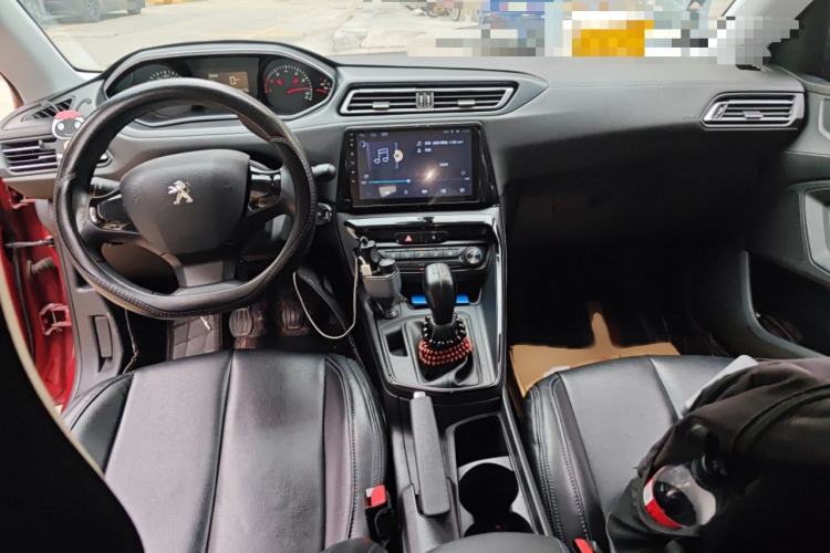 Used Peugeot 308 2016 1.6L Manual Fashion Edition Interior 2