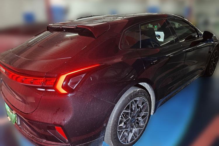 Used Zeekr 001 2024 ME Edition 100 kWh All-Wheel Drive
