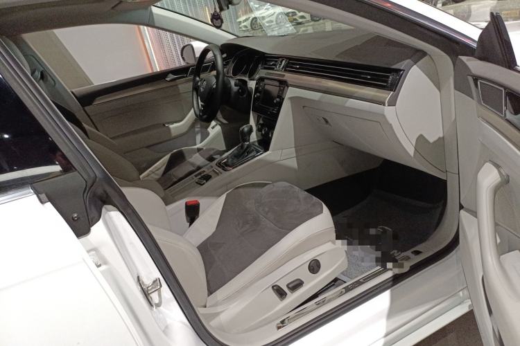 Used Volkswagen FAW-Volkswagen CC 2019 330TSI Huayan Edition China VI