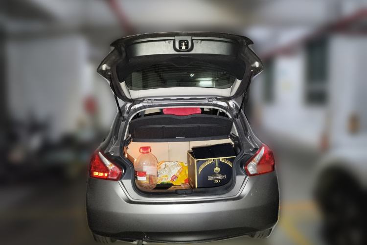 Used Nissan Tiida 2011 1.6L CVT Comfort Model