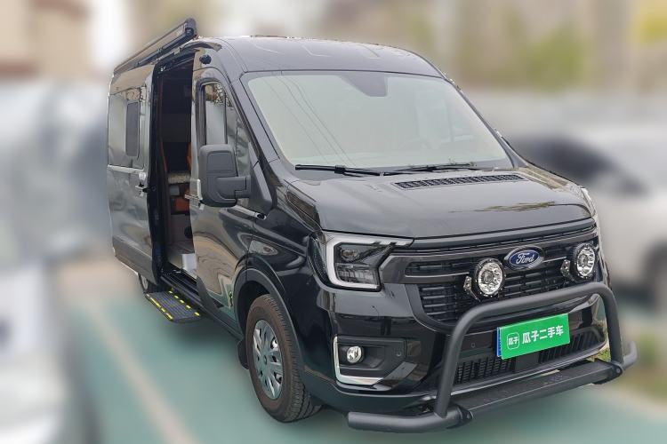 Used Ford Transit T8  Front Right 45 Deg