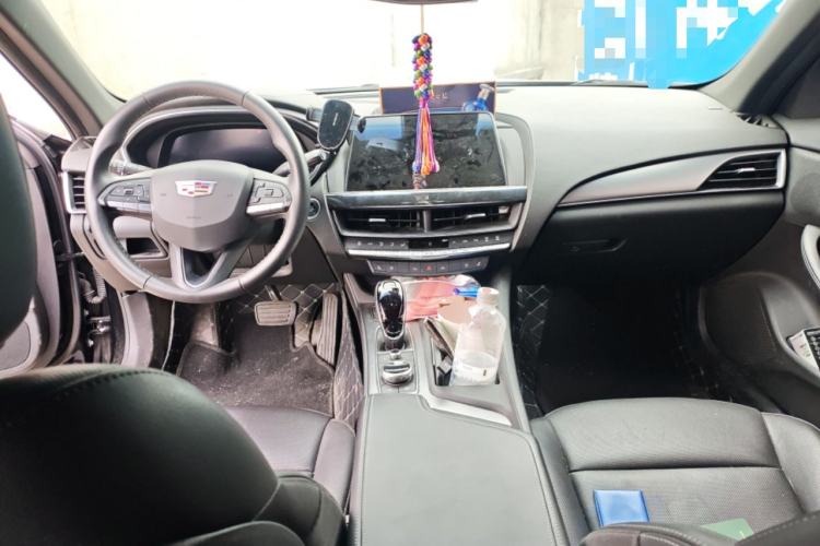 Used Cadillac CT5 2023 28T Luxury Edition (Standard Version) Center Console