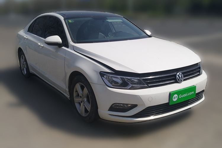 Used Volkswagen Lamando 2018 230TSI DSG Fashion Edition Front Right 45 Deg