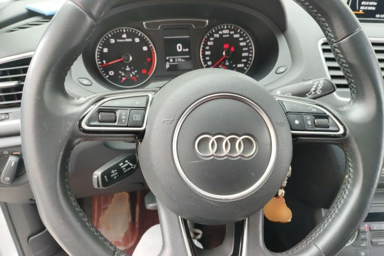 Used Audi Q3 2017 30 TFSI Fashion Model
