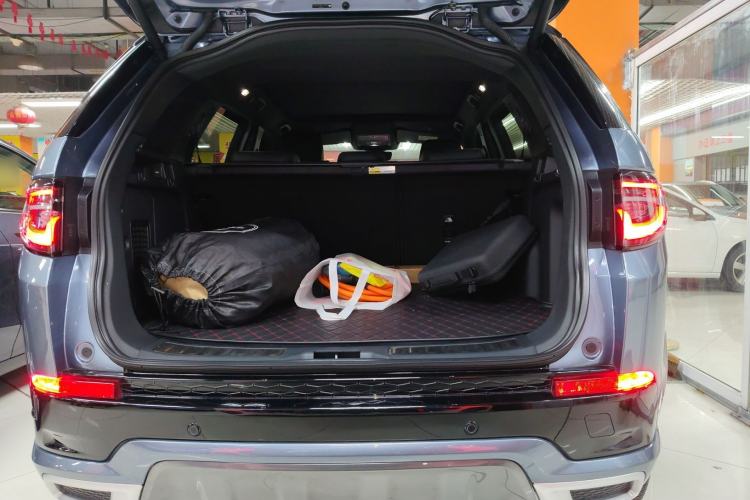 Used Land Rover Discovery Sport New Energy 2022 P300e Performance Tech Edition
