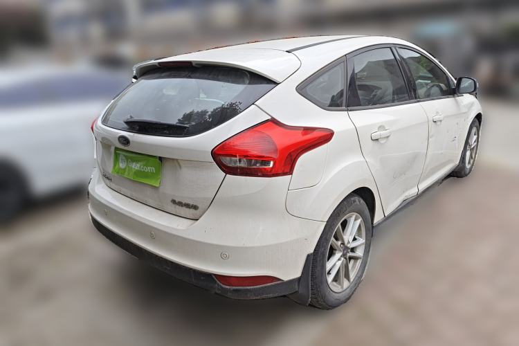 Used Ford Focus 2015 Hatchback 1.6L Automatic Fashion Edition
