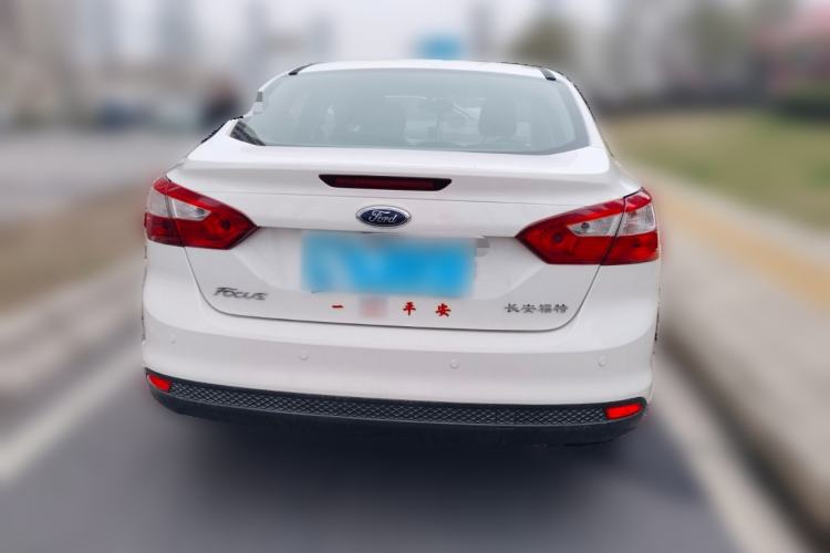 Used Ford Focus 2012 Sedan 1.6L Automatic Comfort Model
