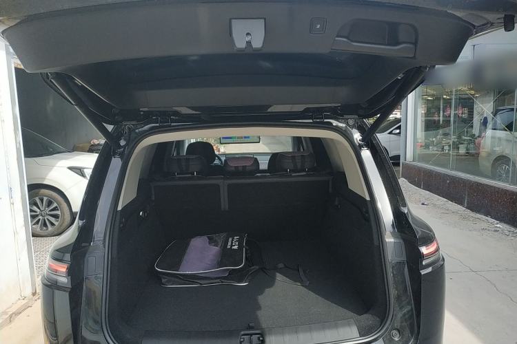 Used Leapmotor C16 2026 Extended-Range 280 LiDAR Zhizun Edition 5 Seats Trunk