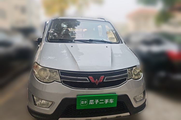 Used Wuling Hongguang 2014 1.5L S Comfort Model
