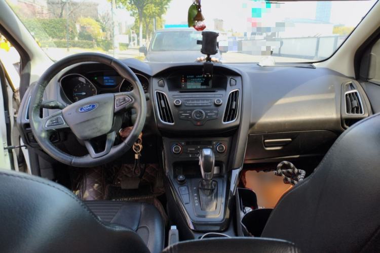 Used Ford Focus 2015 Sedan EcoBoost 125 Automatic Supreme Style Edition