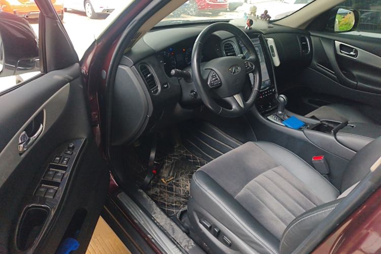 Used Infiniti QX50 2015 2.5L Comfort Edition