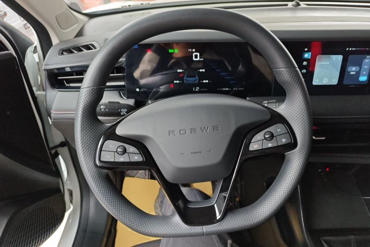 Used Roewe i5 2023 1.5L Manual Comfort Edition