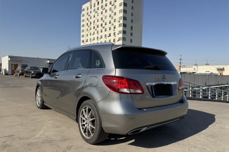 Used Mercedes-Benz B-Class 2015 B 200 Sport Edition Exterior 5