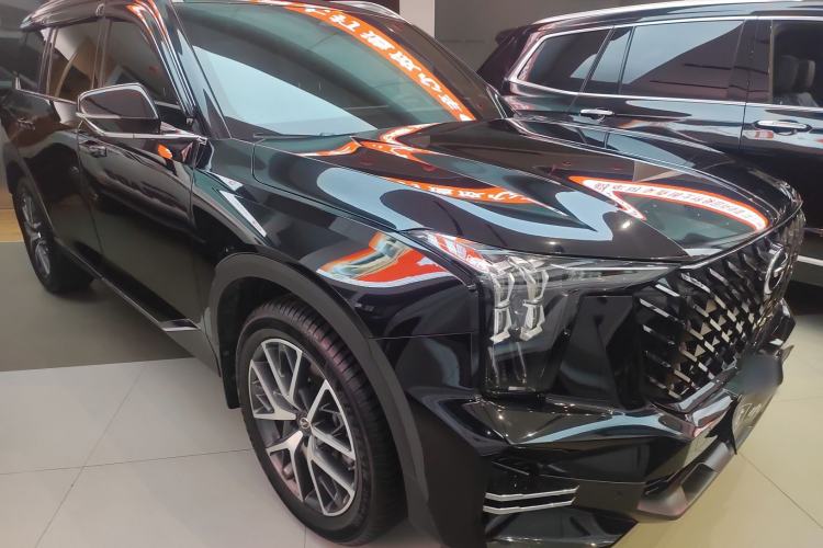 Used GAC Trumpchi GS8 2022 Linghang Series 2.0 TGDI Two-Wheel-Drive Luxury Smart Connectivity Version (7 Seats) Front Right 45 Deg