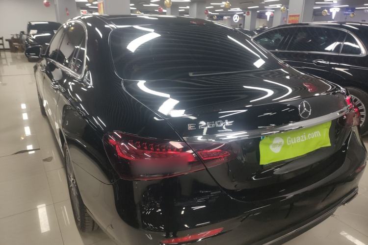 Used Mercedes-Benz E-Class 2021 Facelift E 260 L 4MATIC
