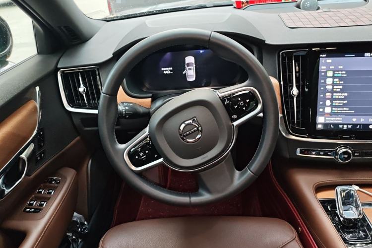 Used Volvo S90 2024 B5 Zhiyi Luxury Edition
