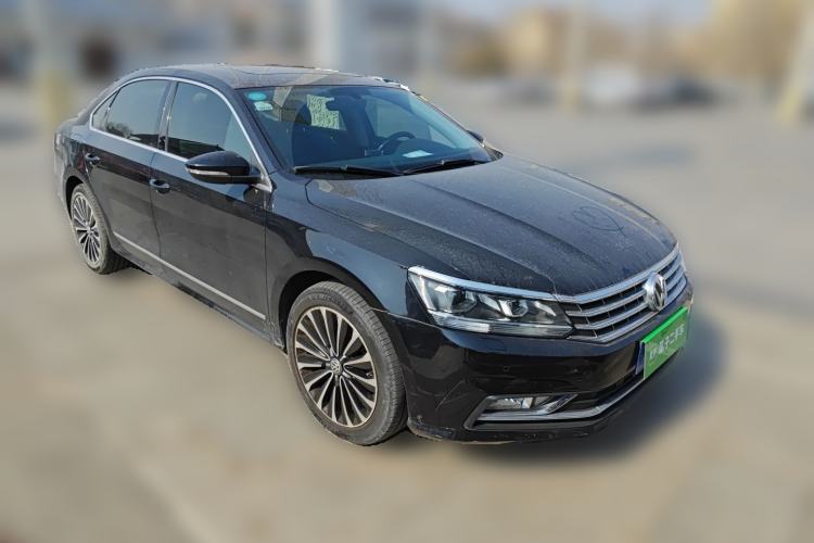 Used Volkswagen Passat 2016 330TSI DSG Prestige Edition Front Right 45 Deg