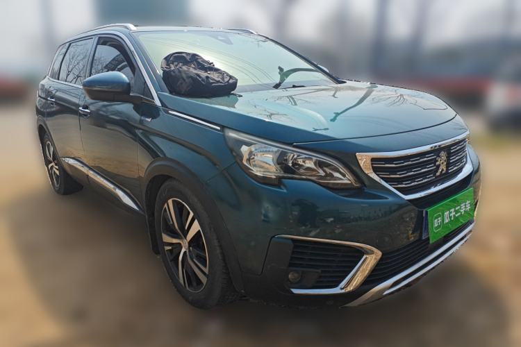 Used Peugeot 5008 2017 350THP 7-Seater Elite Edition Front Right 45 Deg