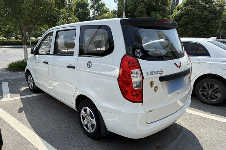 Used Wuling Hongguang 2015 1.5L S Basic Version China V Standard