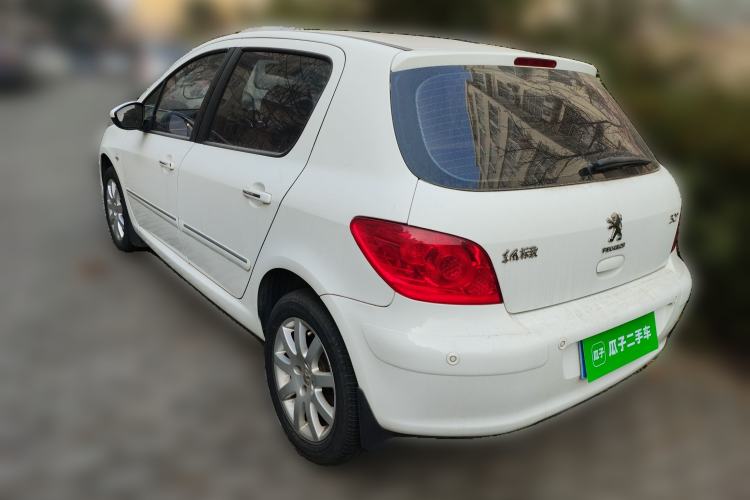 Used Peugeot 307 2013 Hatchback 1.6L Manual Comfort Edition
