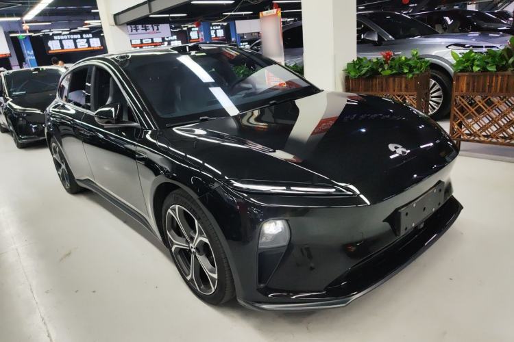 Used Nio ET5T 2024 75kWh Touring Front Right 45 Deg