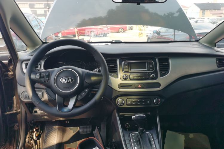 Used Kia Carens 2013 2.0L 7-Seater Automatic Standard Version China IV Standard
