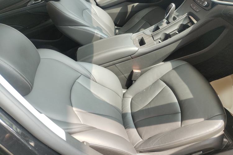 Used Buick LaCrosse 2021 652T Luxury Model Right Front Seat