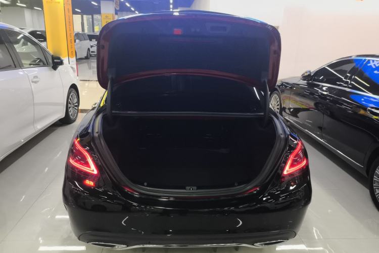 Used Mercedes-Benz C-Class 2020 Restyled C 200 L Fashion Edition Sport Version Trunk