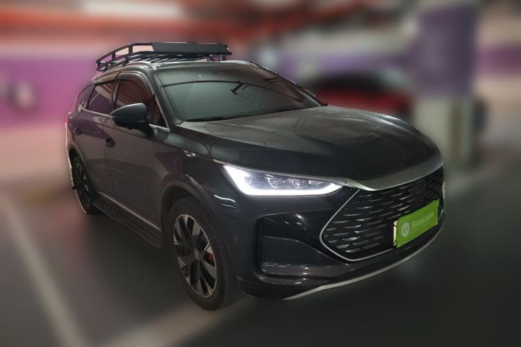 Used BYD Tang New Energy 2024 DM-i Glory Edition 200KM Flagship Model Front Right 45 Deg