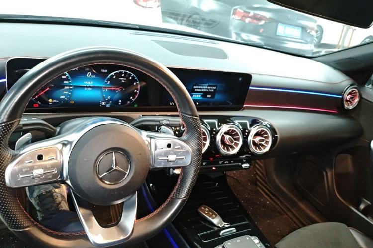 Used Mercedes-Benz CLA 2020 CLA 200
