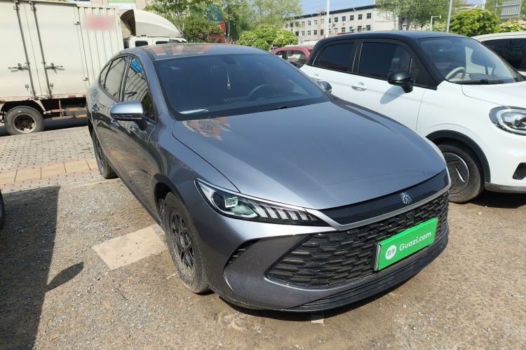 Used BYD Qin PLUS 2025 DM-i Smart Drive 55KM Leading Model Front Right 45 Deg