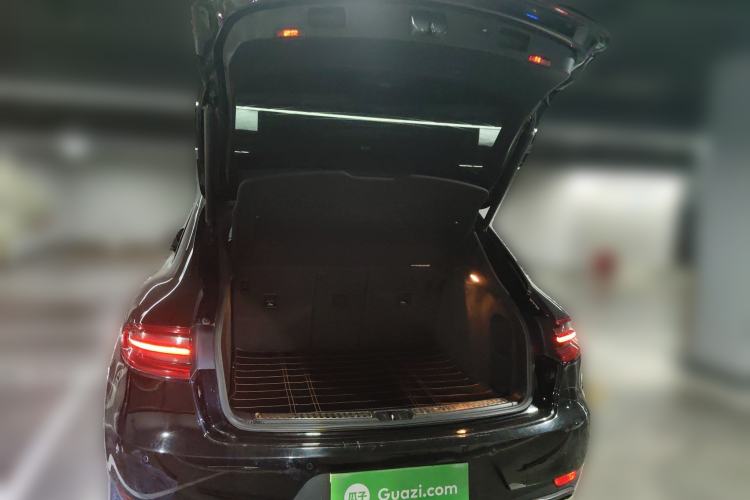 Used Porsche Macan 2014 Macan 2.0T Trunk