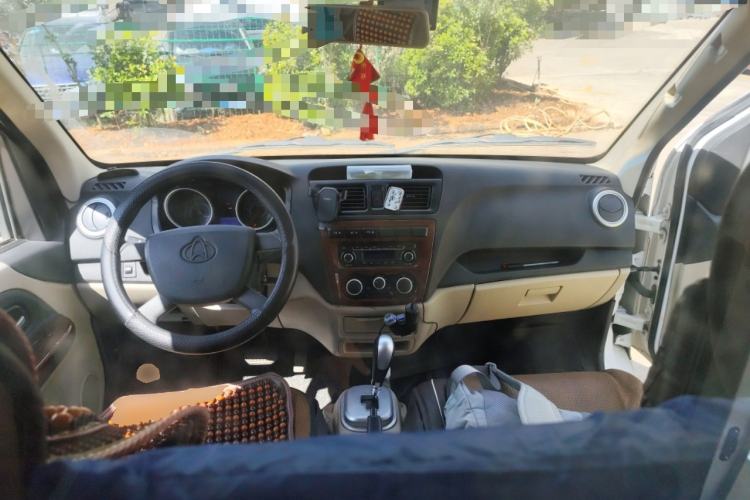 Used CHANGAN KAICHENG Ruixing EM80 2022 Flat Roof with Liftgate 2 Seats 60kW 41.86kWh Center Console