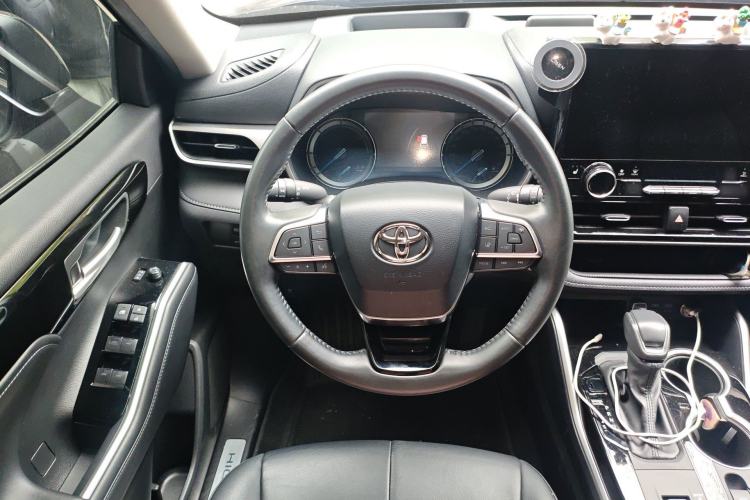 Used Toyota Highlander 2023 2.5L Smart Electric Hybrid Dual-Engine Four-Wheel Drive Prestige Version – 7 Seats