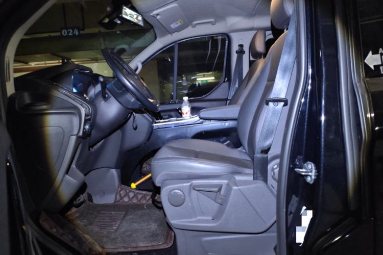 Used Ford Tourneo Custom 2020 2.0T Automatic Elite Edition China VI Standard
