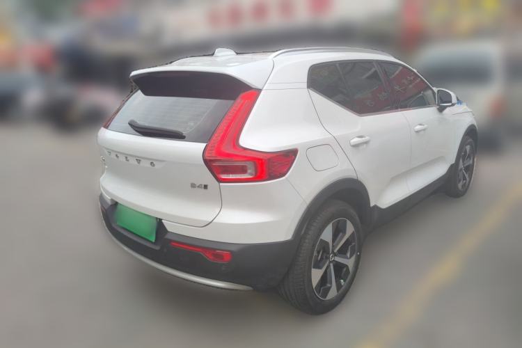 Used Volvo XC40 2024 B4 4x4 Smart Luxury Edition
