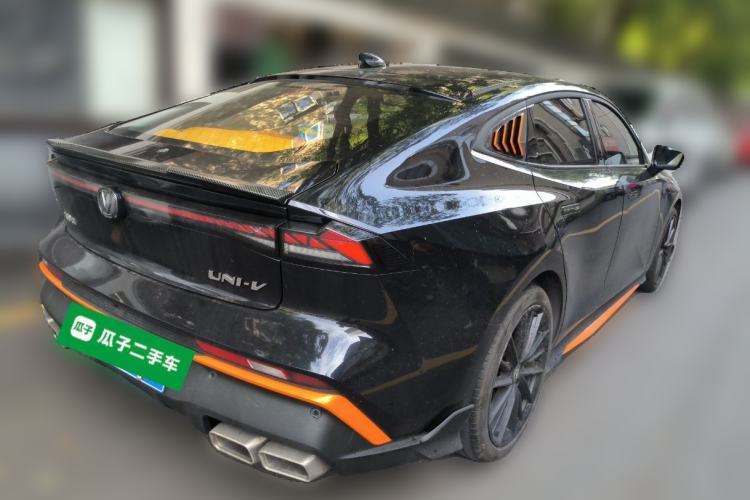 Used CHANGAN UNI-V 2024 1.5T Prestige Sport Edition
