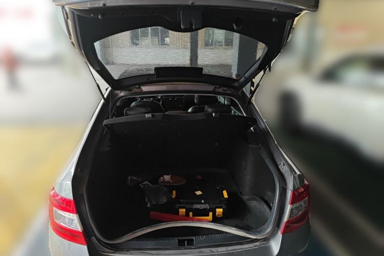 Used Skoda Octavia 2017 1.6L Automatic Chuanxing Edition Trunk