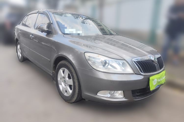 Used Skoda Octavia 2013 1.6L Manual Eado Edition
