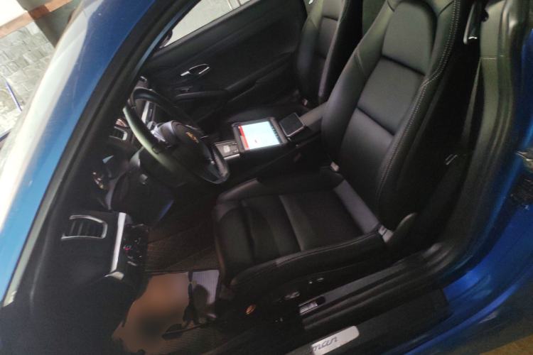 Used Porsche Cayman 2013 Cayman 2.7L Left Front Seat