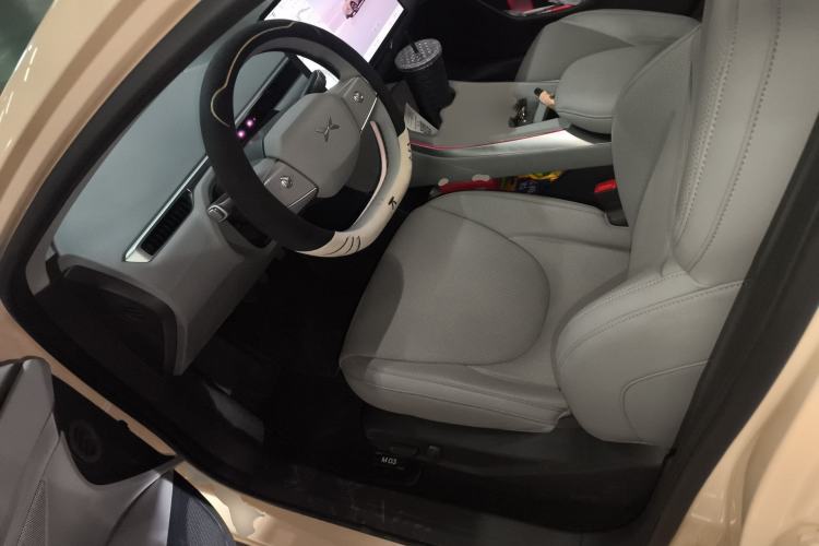 Used XPeng MONA M03 2024 620 with Ultra-Long Range Left Front Seat