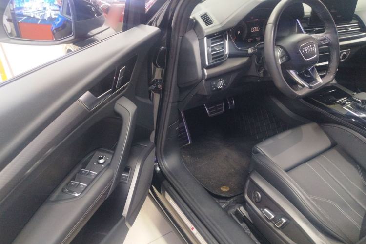 Used Audi Q5L 2025 quattro 45th Anniversary Edition 40 TFSI Luxury Dynamic Model
