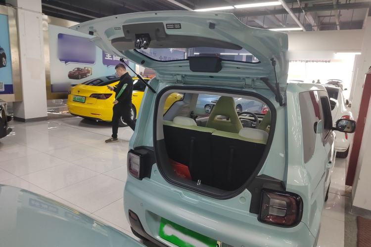 Used Geely Galaxy Panda 2023 Panda Mini 200km Dynamic Bear Trunk