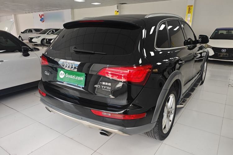 Used Audi Q5 2018 Collector's Edition 40 TFSI Technology Model
