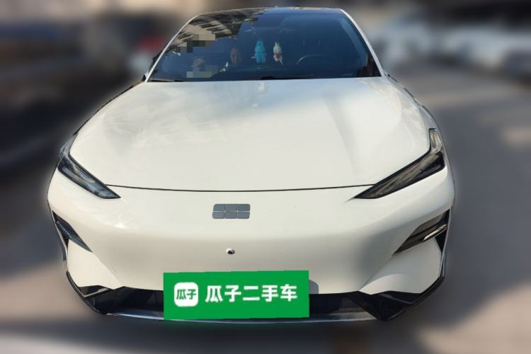 Used Geely Galaxy E8 2024 550 km Range Rear-Drive Dragon Edition Front