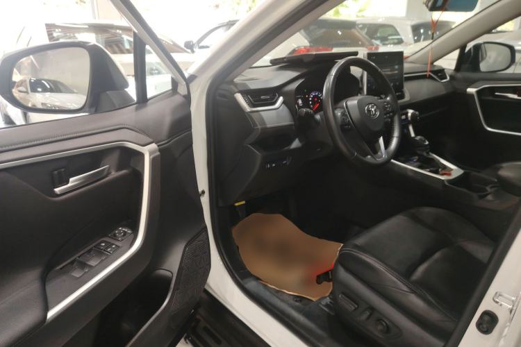 Used Toyota Wildlander 2021 2.0L CVT Two-Wheel Drive Luxury Edition