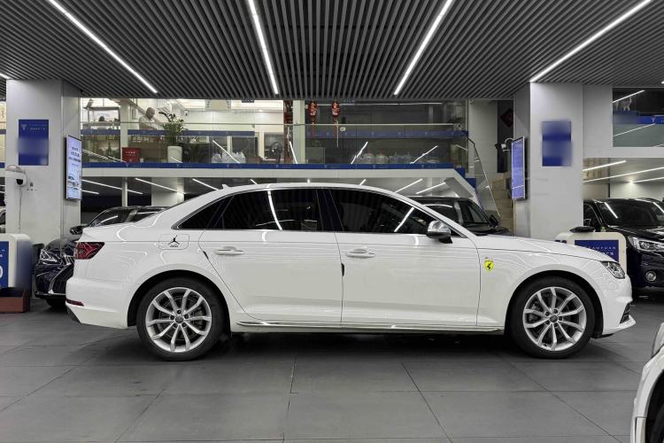 Used Audi A4L 2018 30th Anniversary Edition 40 TFSI Fashion Model