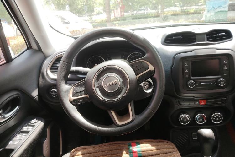 Used Jeep Renegade 2017 180T Automatic High-Energy Version
