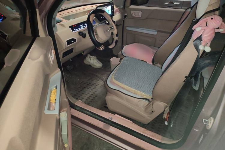 Used Geely Galaxy Panda 2024 Panda Mini 200km Endurance Bear
